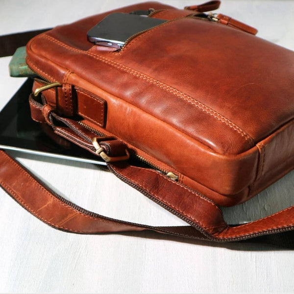 Men's Leather Cognac iPad/Tablet Messenger Bag