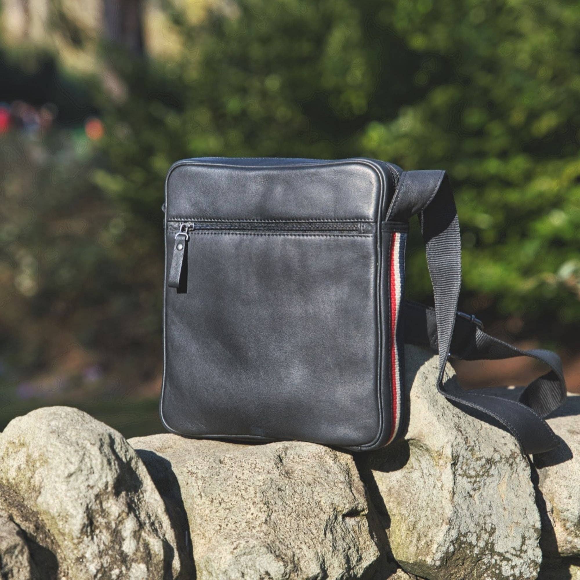 Texan Medium Leather Shoulder Bag