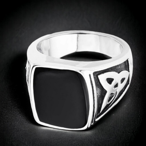 Black Celtic Knot Ring