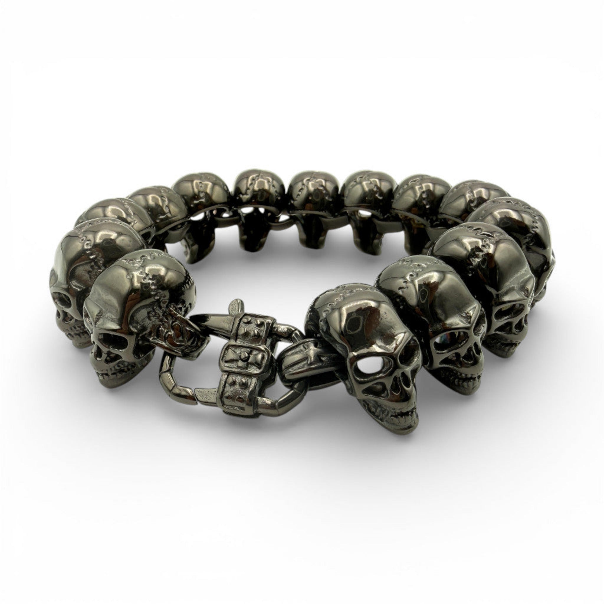 Heavyweight black IP plated stainless steel skull link bracelet with trigger clasp