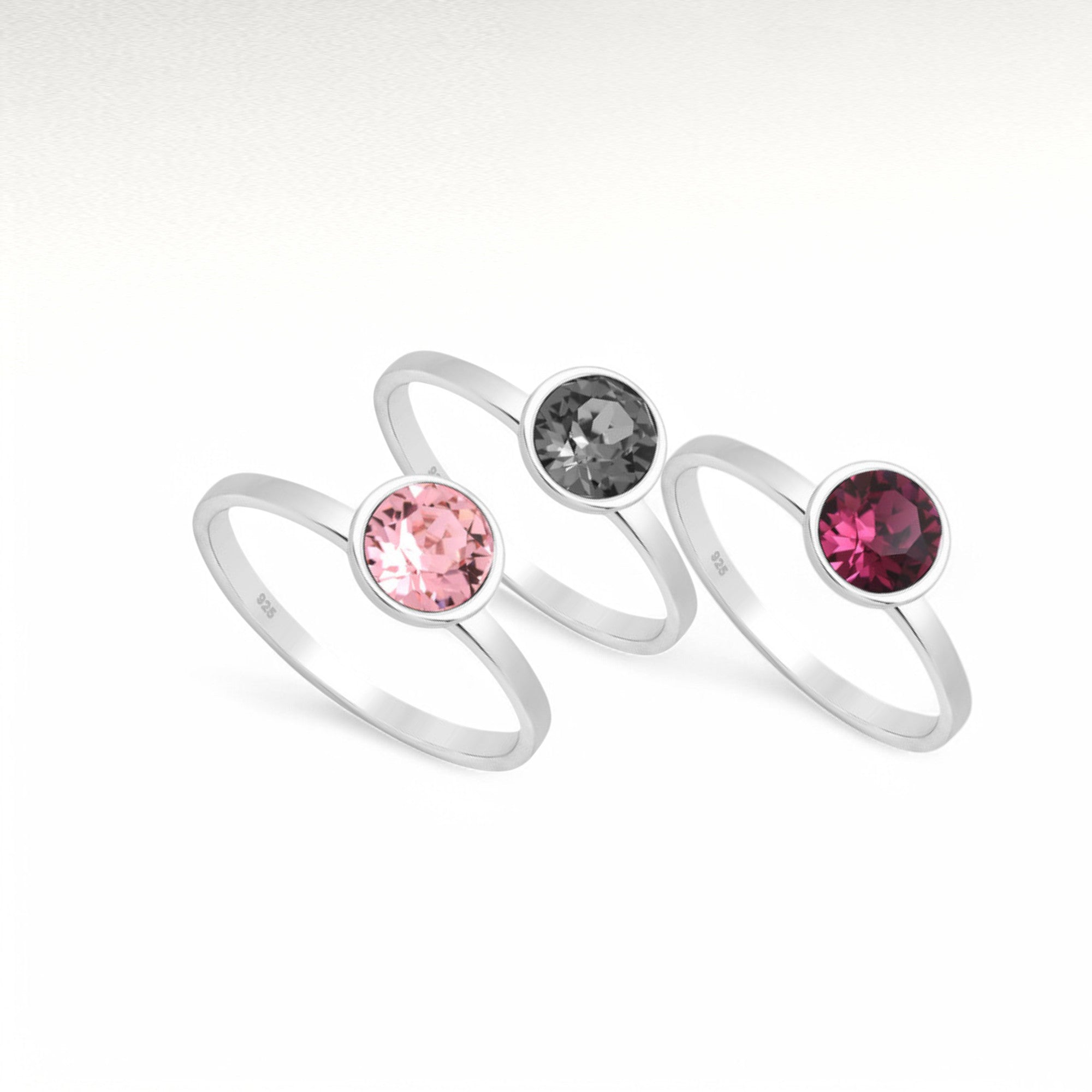 Sterling Silver Ring Decorated with Fine Austrian Crystal