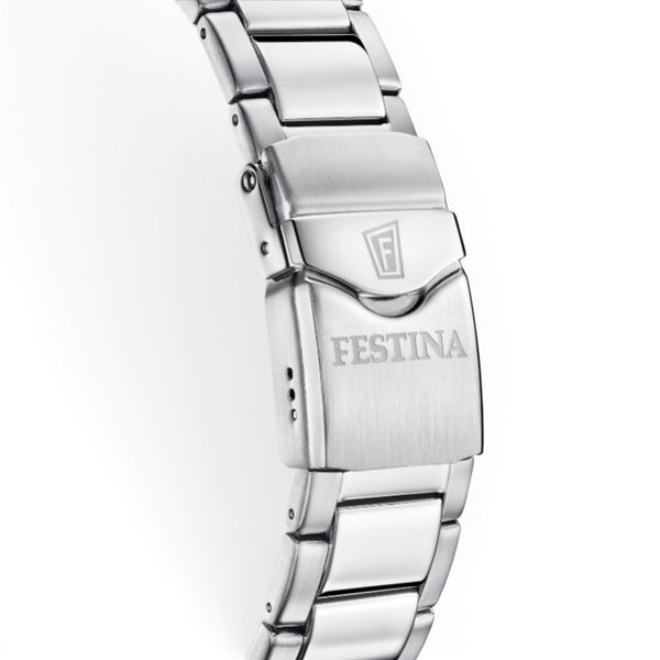 Close up detail of the stainless steel bracelet clasp on a Festina diver watch