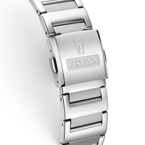 Close up of the stainless steel deployment clasp on the Festina On the Square men's bracelet watch.