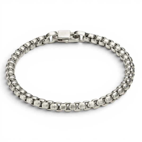 Stainless steel 4mm round box chain bracelet with interlocking box links and secure clasp