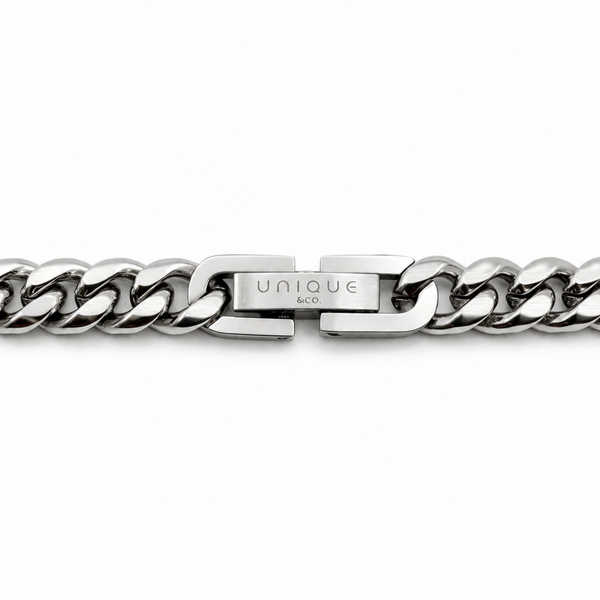 Stainless steel curb chain necklace clasp detail secure fastening matte and polished finish
