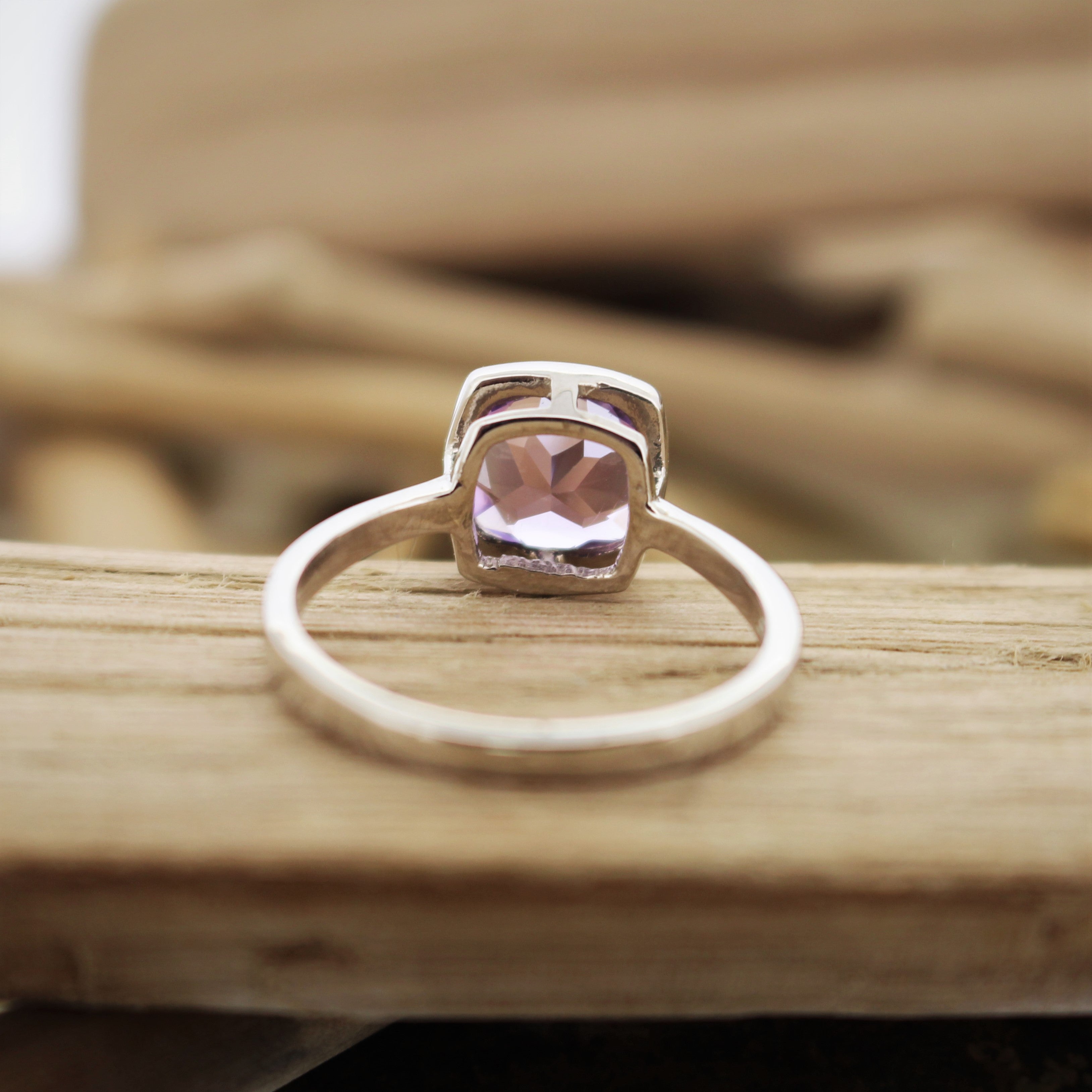 Sterling Silver Amethyst Solitaire Ring