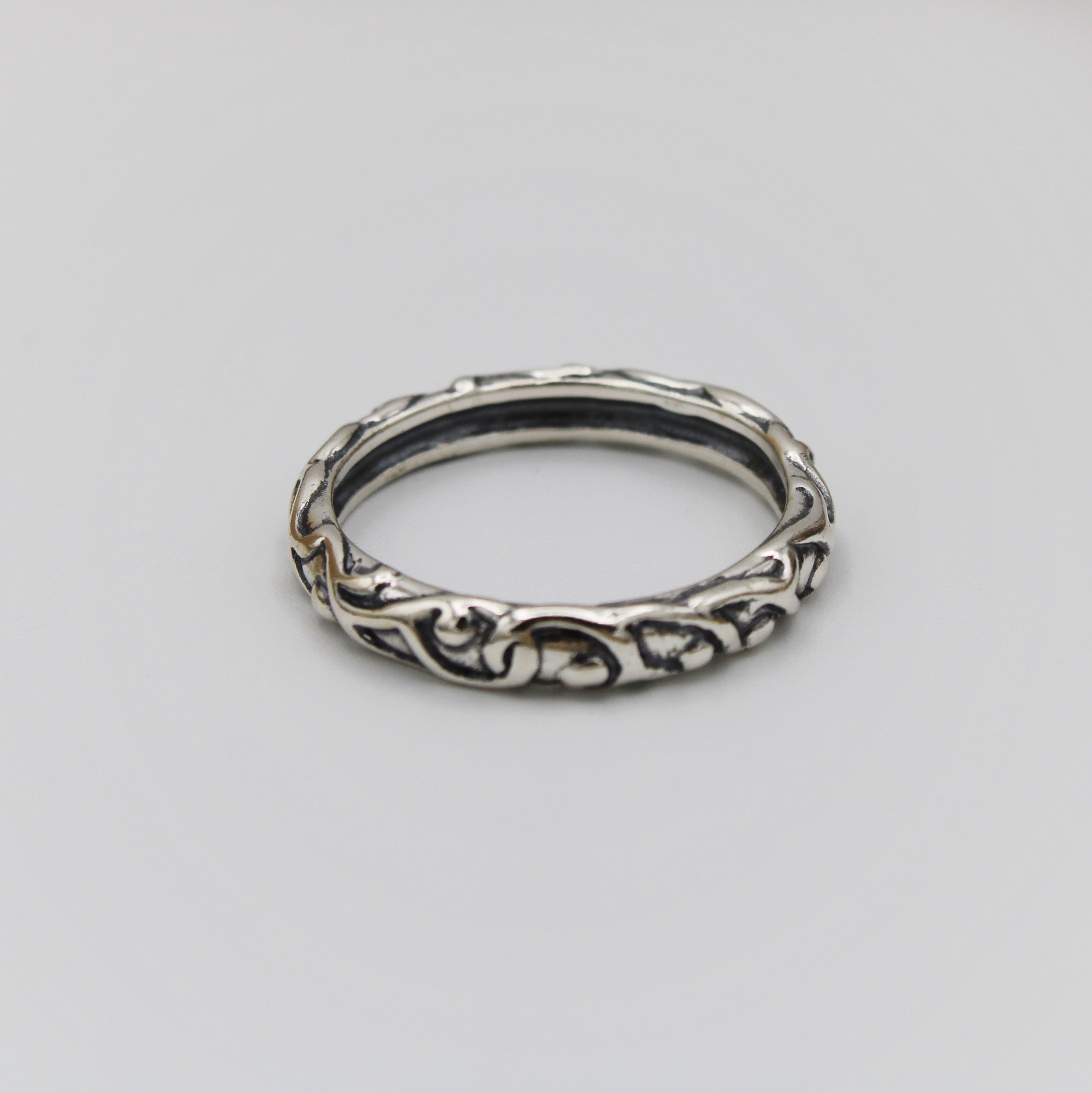 Silver Swirl Ring