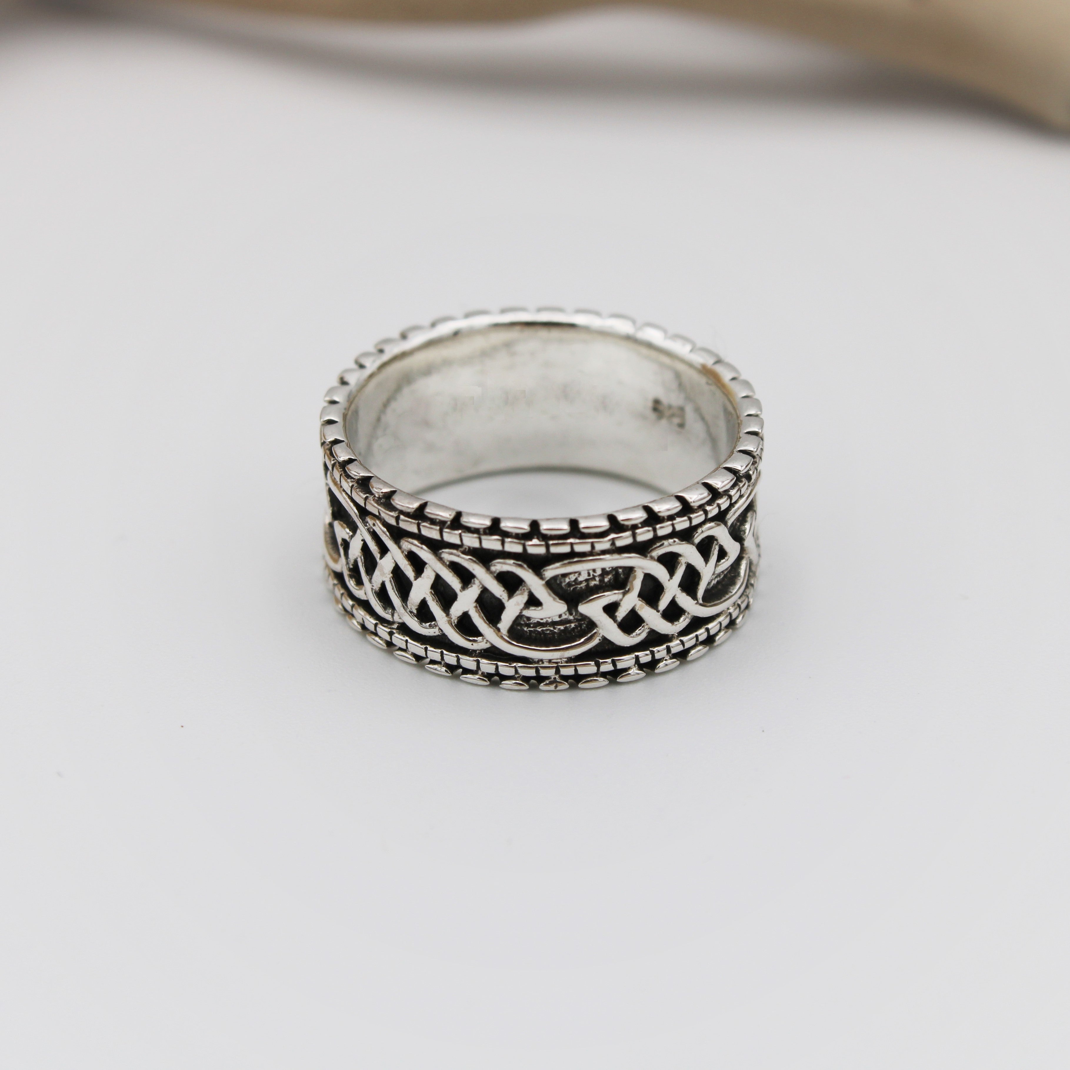 Celtic Band Ring