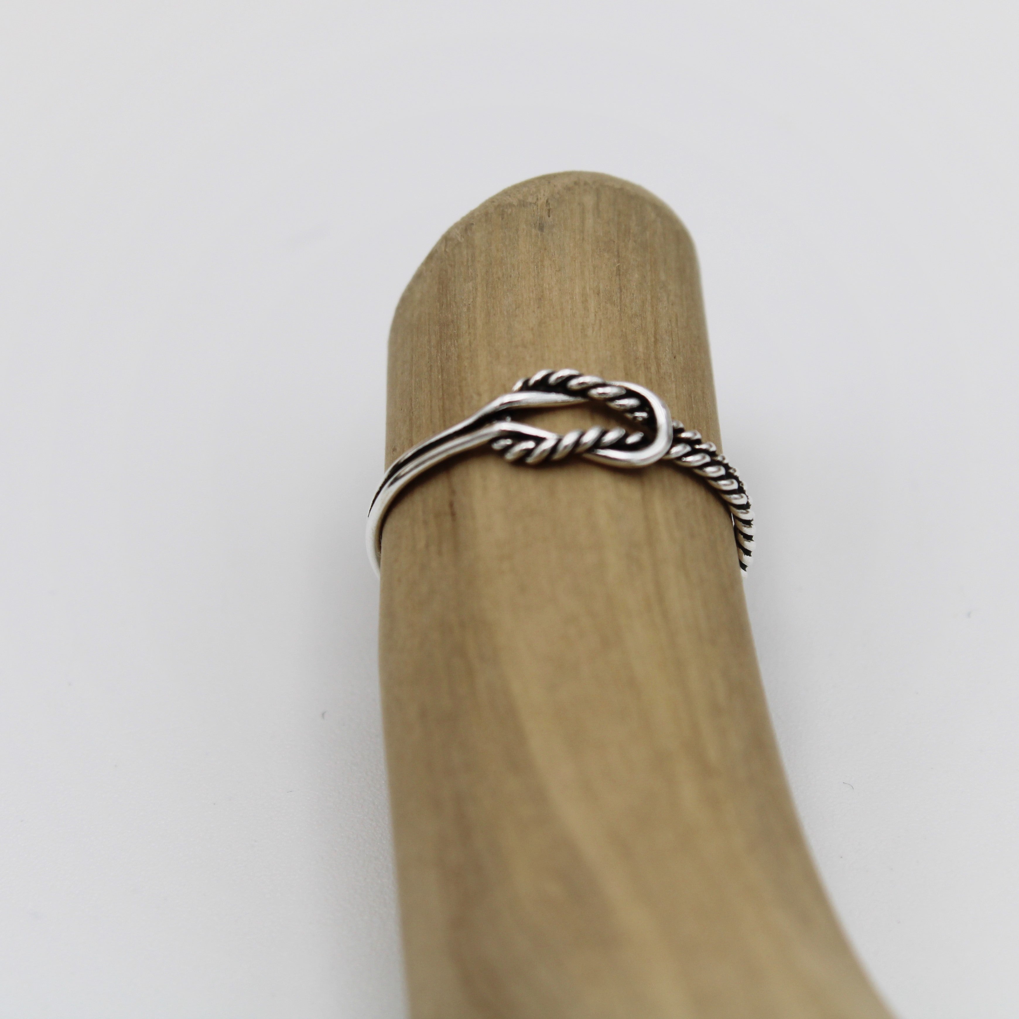 Love Knot Toe Ring